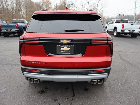 New 2026 Chevrolet Traverse LT w/ Driver Confidence Package image 32