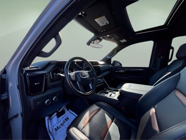 Certified 2025 GMC Sierra 2500 AT4 w/ AT4 Premium Plus Package AWD/4WD image 13