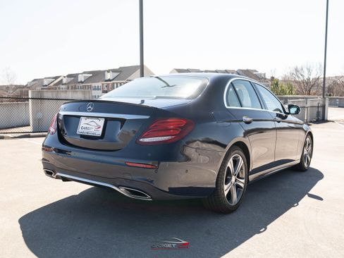 Used 2017 Mercedes-Benz E 300 image 7