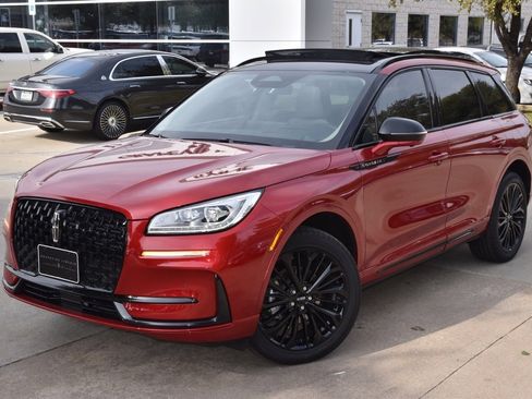 New 2026 Lincoln Corsair Reserve image 12