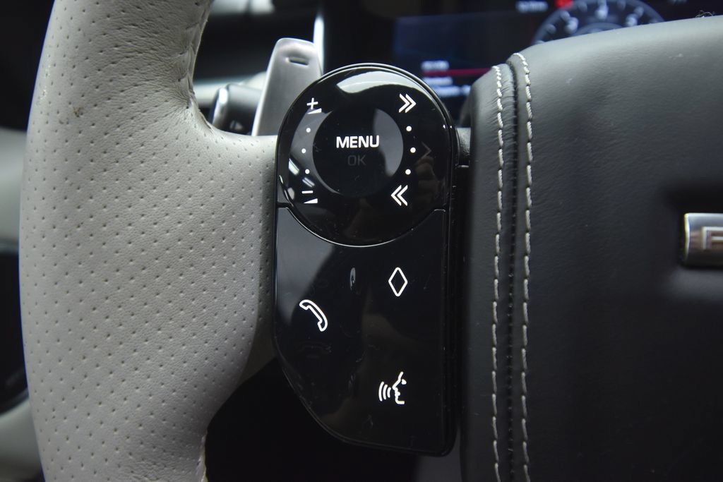 Used 2019 Land Rover Range Rover Sport SVR AWD/4WD image 33