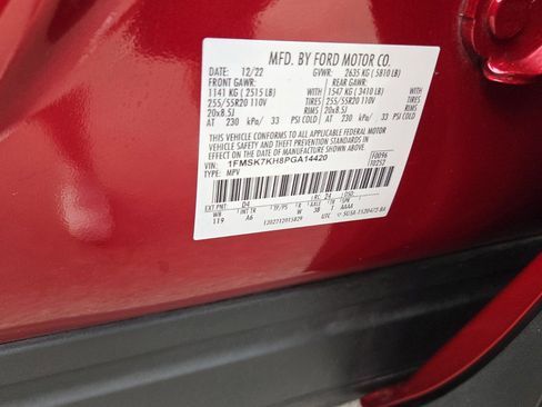 Used 2023 Ford Explorer ST-Line w/ Class IV Trailer Tow Package RWD image 23