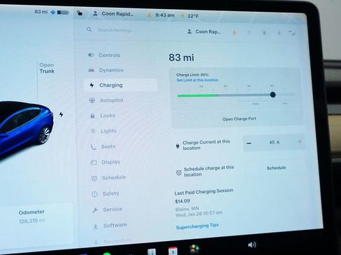 Used 2018 Tesla Model 3 Mid Range image 35