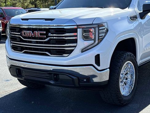 Used 2024 GMC Sierra 1500 SLT w/ SLT Premium Plus Package image 39