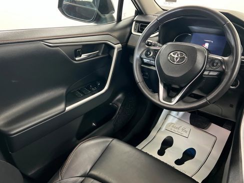 Used 2024 Toyota RAV4 Adventure image 11