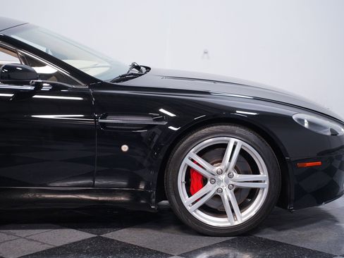 Used 2009 Aston Martin V8 Vantage Coupe image 24