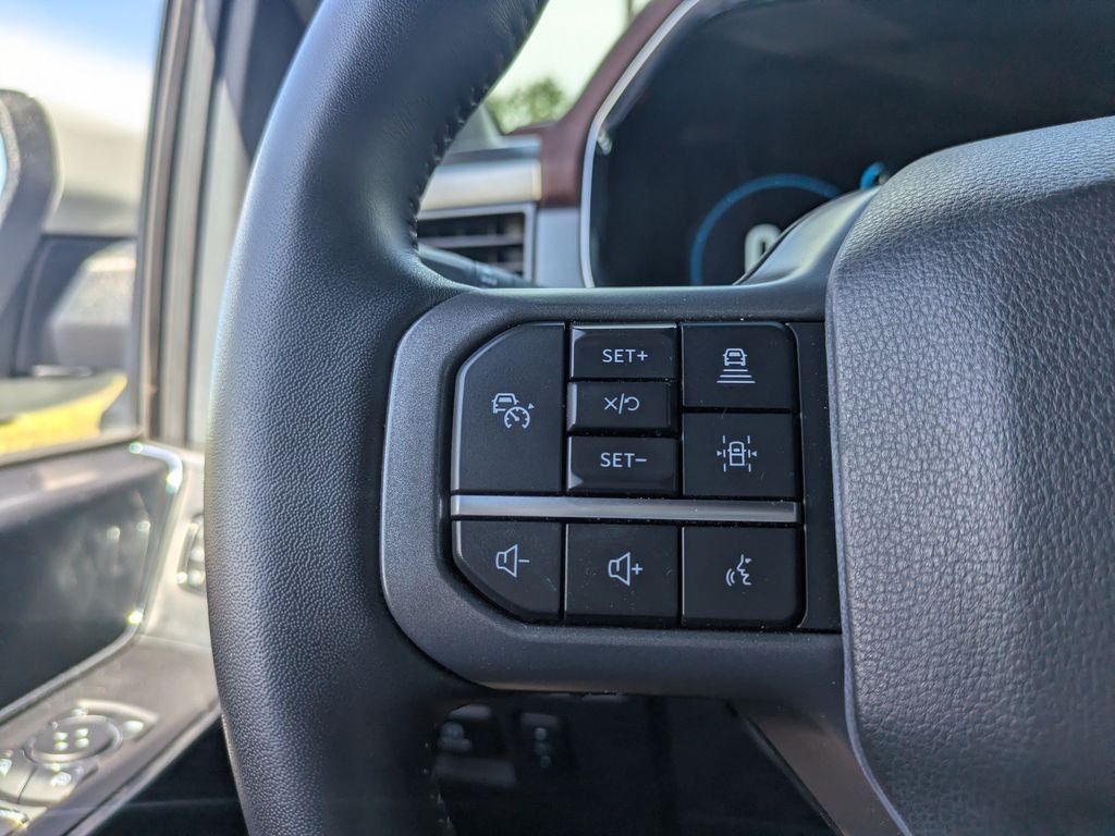 Used 2023 Ford F150 Lariat w/ Equipment Group 502A High AWD/4WD image 28