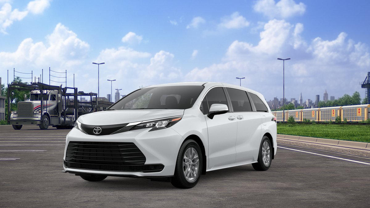 New 2026 Toyota Sienna LE FWD image 1