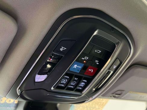 Used 2023 Jeep Grand Cherokee 4WD 4xe image 34