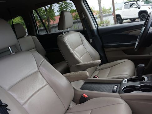 Used 2018 Honda Pilot EX-L image 18