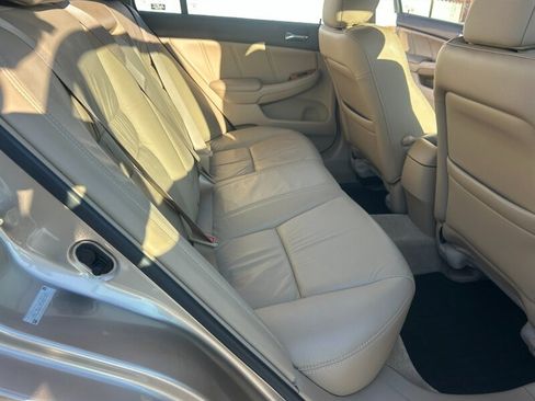 Used 2005 Honda Accord EX image 15