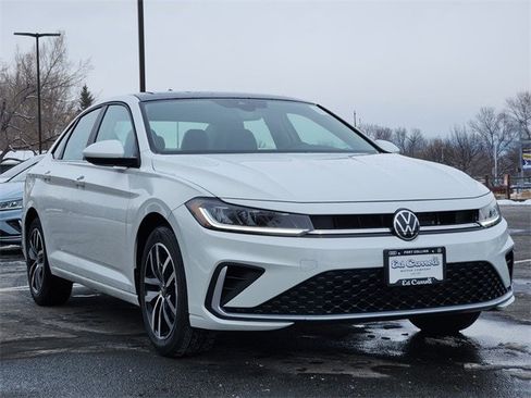 New 2026 Volkswagen Jetta SE image 3