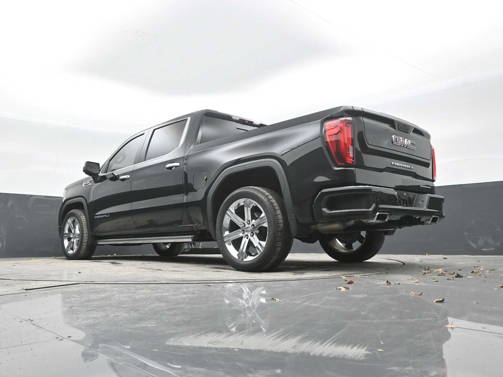 Used 2019 GMC Sierra 1500 Denali w/ Denali Ultimate Package AWD/4WD image 40