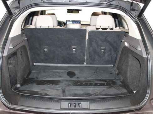 Used 2023 Lincoln Corsair Reserve w/ Jet Appearance Package AWD/4WD image 16