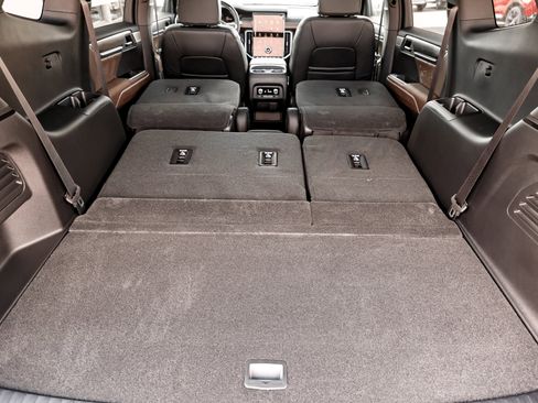 New 2026 GMC Acadia Denali Ultimate image 16