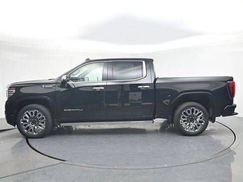 New 2026 GMC Sierra 1500 Denali Ultimate image 3