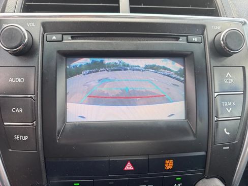 Used 2015 Toyota Camry SE FWD image 26