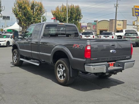 Used 2016 Ford F250 Lariat w/ Lariat Interior Package AWD/4WD image 5