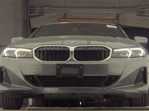 Used 2025 BMW 330i xDrive Sedan image 3