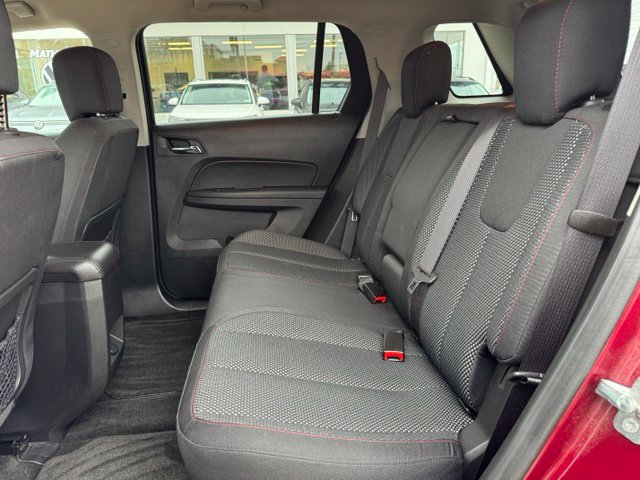 Used 2017 GMC Terrain SLE AWD/4WD image 9
