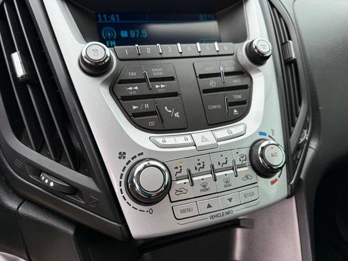 Used 2015 Chevrolet Equinox LS w/ LPO, Protection Package FWD image 18