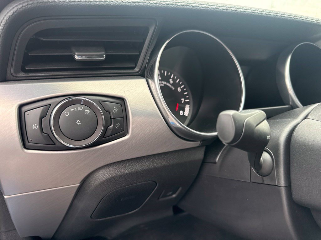 Used 2019 Ford Mustang GT Premium w/ Black Accent Package RWD image 22