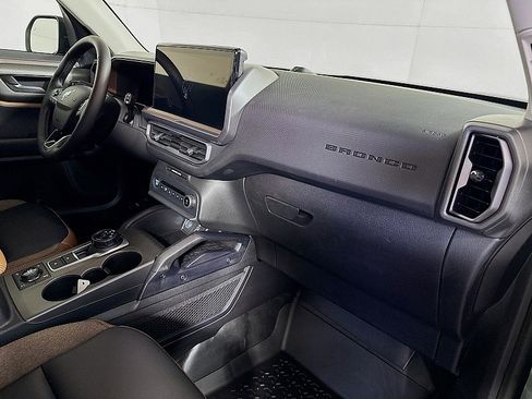 New 2025 Ford Bronco Sport Outer Banks w/ Sasquatch Outer Banks Package image 30