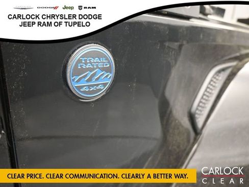 Used 2025 Jeep Wrangler Sahara AWD/4WD image 40