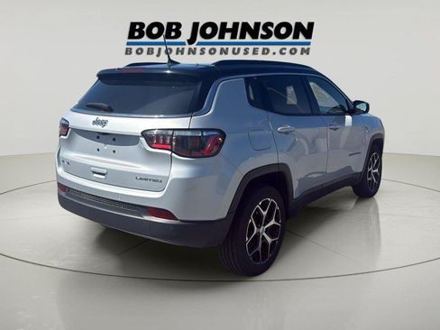 Used 2024 Jeep Compass Limited AWD/4WD image 7