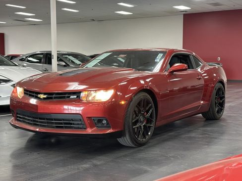 Used 2014 Chevrolet Camaro SS image 2