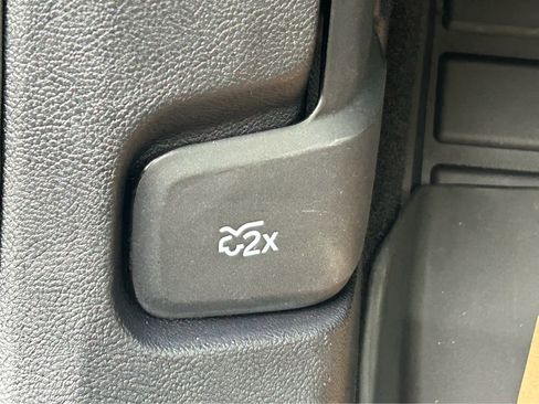 New 2025 Lincoln Corsair Grand Touring image 25