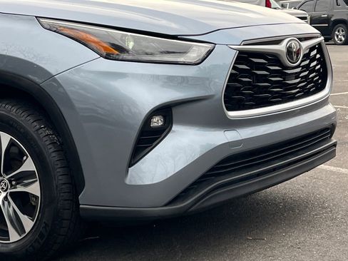 Used 2024 Toyota Highlander XLE image 10