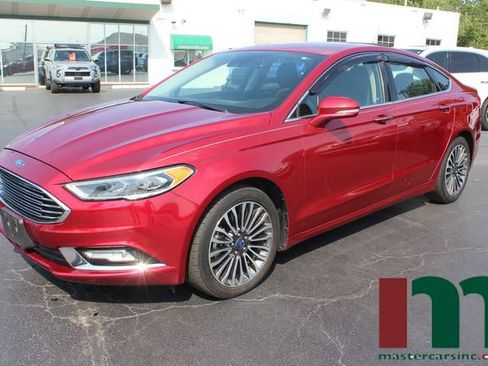 Used 2017 Ford Fusion SE w/ Fusion SE Technology Package AWD/4WD image 1