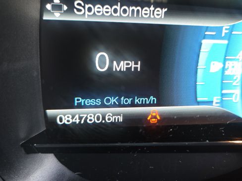 Used 2016 Ford Explorer XLT w/ Equipment Group 202A image 33