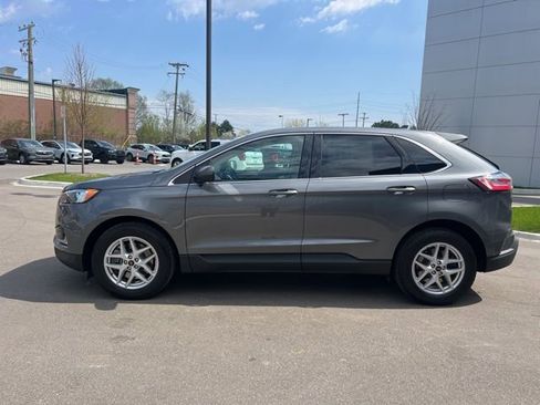 Used 2024 Ford Edge SEL w/ Convenience Package AWD/4WD image 8