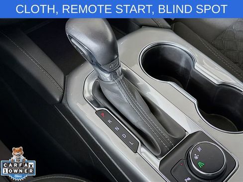 Used 2019 Chevrolet Blazer LT FWD image 16