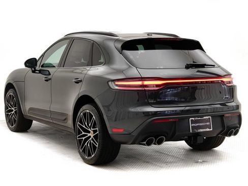 Used 2026 Porsche Macan AWD/4WD image 3