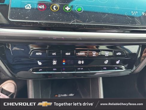Used 2023 Chevrolet Bolt LT w/ Infotainment Package image 27