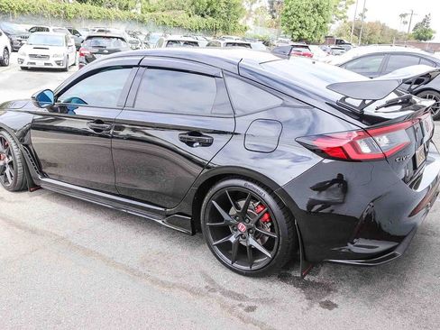 Used 2025 Honda Civic Type R image 7