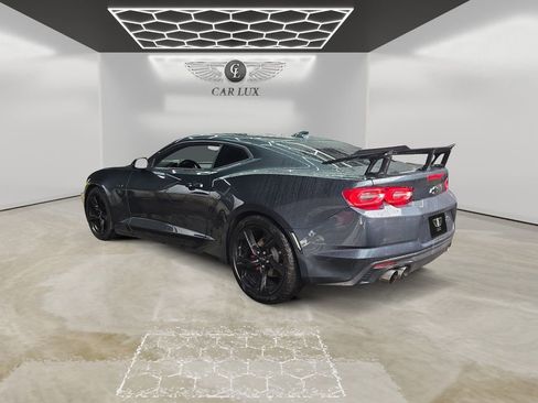 Used 2020 Chevrolet Camaro LT image 3