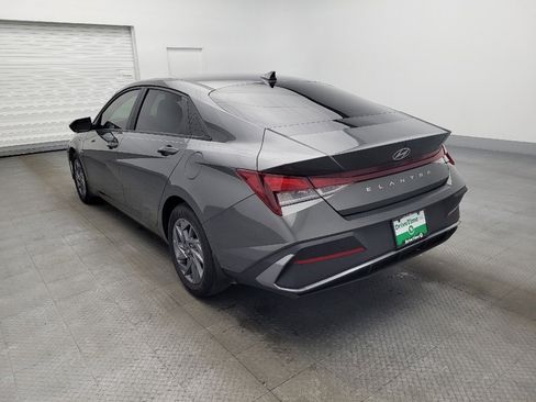 Used 2024 Hyundai Elantra SEL FWD image 5