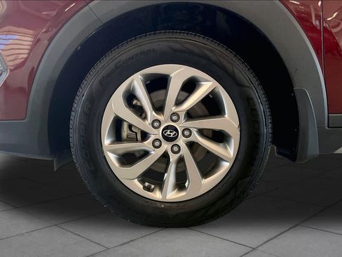 Used 2017 Hyundai Tucson SE Plus AWD/4WD image 11