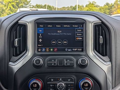 Used 2020 Chevrolet Silverado 1500 RST AWD/4WD image 17