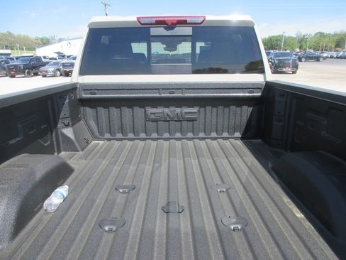 New 2026 GMC Sierra 3500 AT4 w/ AT4 Premium Plus Package AWD/4WD image 7