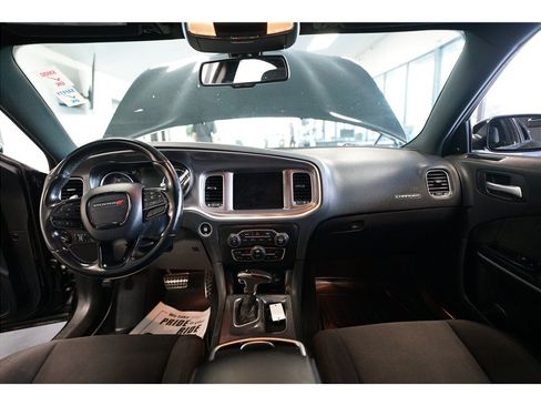 Used 2020 Dodge Charger GT RWD image 12