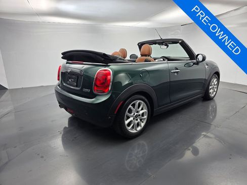Used 2019 MINI Cooper Convertible w/ Signature Upholstery Package FWD image 4