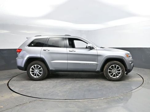 Used 2015 Jeep Grand Cherokee Limited w/ Trailer Tow Group IV image 11