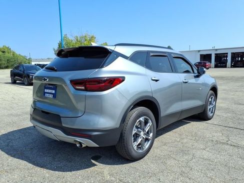 Used 2024 Chevrolet Blazer LT w/ Convenience Package FWD image 7