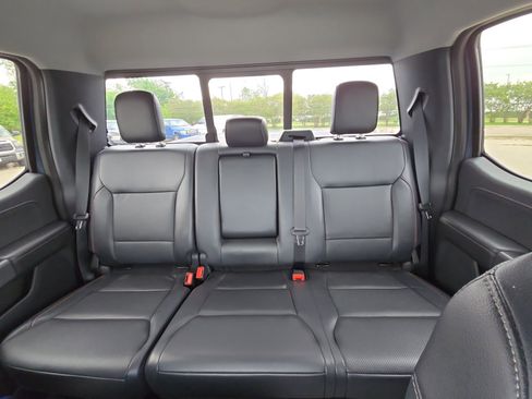 Used 2023 Ford F150 Lariat w/ Trailer Tow Package image 21