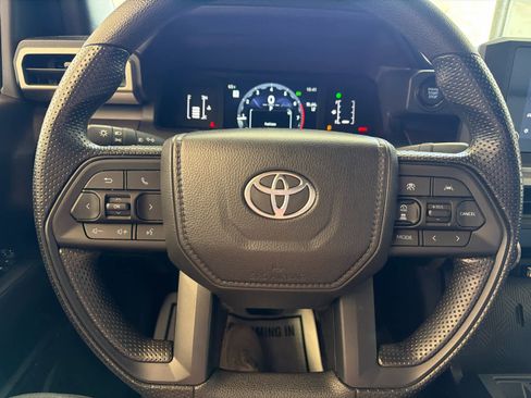 Used 2025 Toyota Tacoma SR5 image 34
